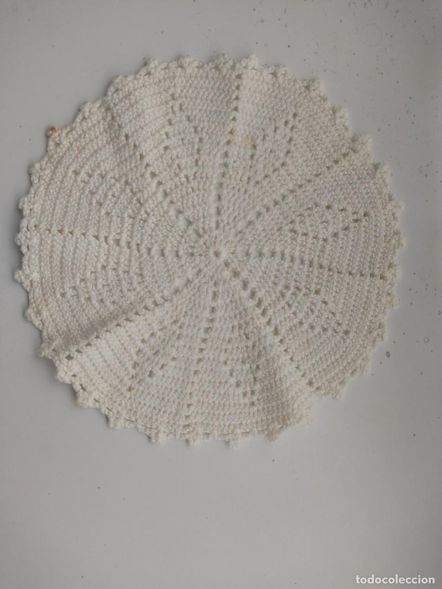 Vintage: Tapete de ganchillo. 20 cm de di&aacute;metro. - Foto 1