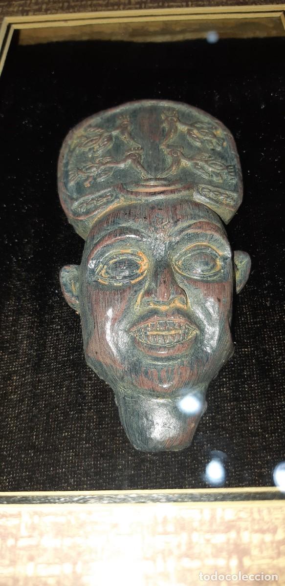 Vintage: CUADRO MOTIVOS AFRICANOS. METAL Y PL&Aacute;STICO.