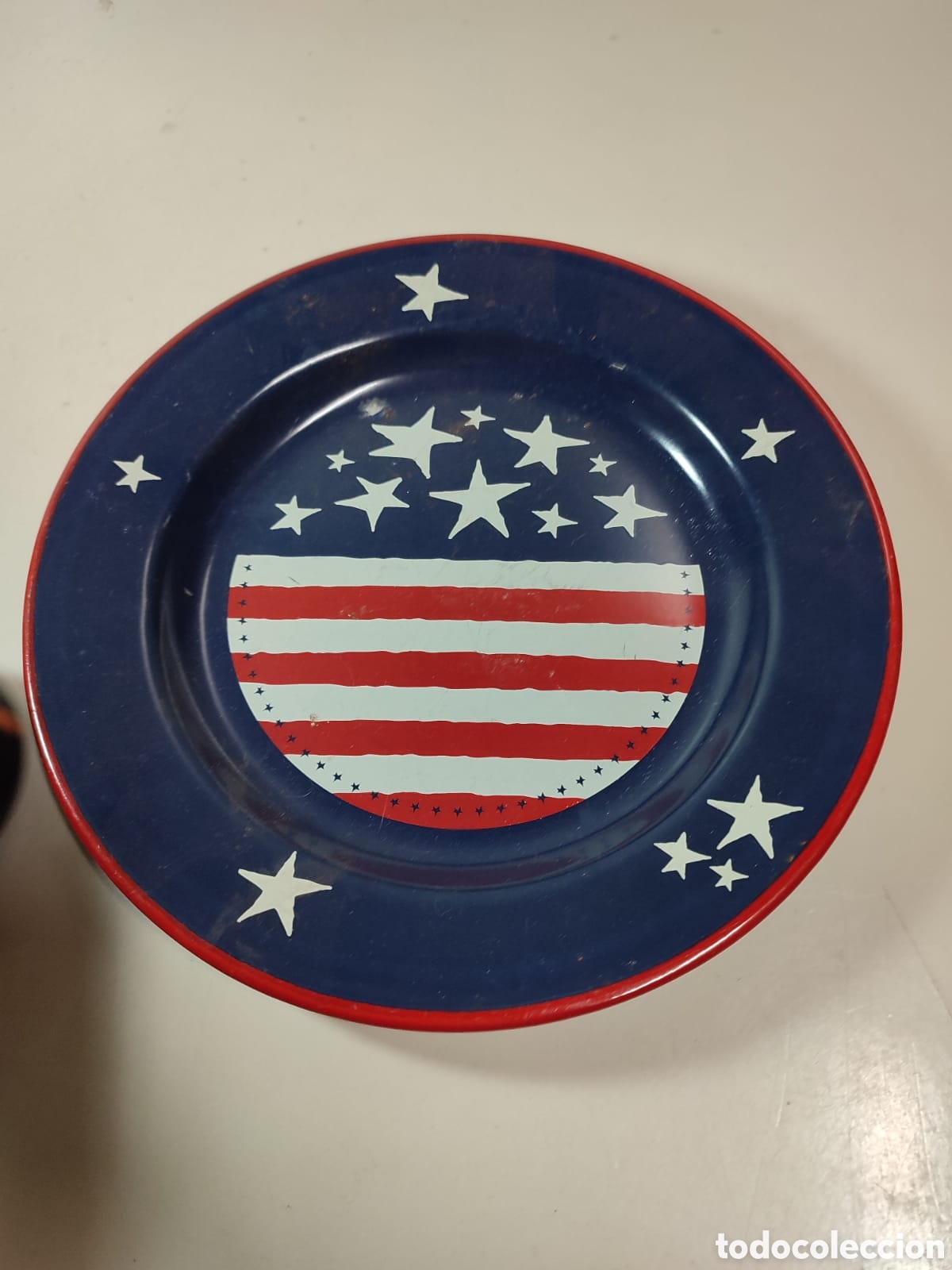 Vintage: Plato met&aacute;lico pintado a mano bandera norteamericana, 4 de julio