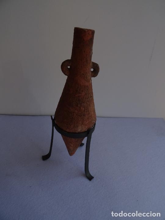 Vintage: 1/ ANFORA ANTIGUA VINTAGE DE TERRACOTA CON SOPORTE METAL IDEAL DECORACI&Oacute;N
