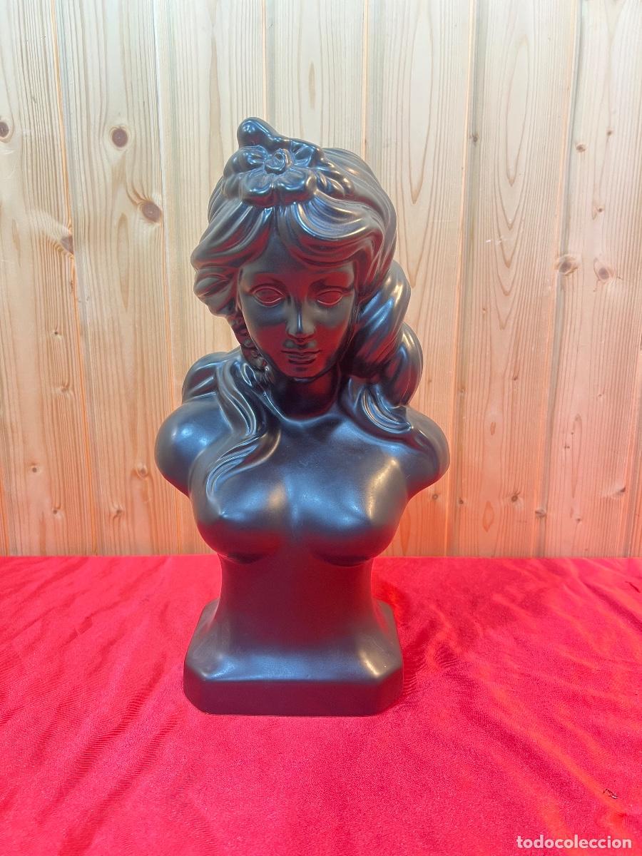 Vintage: BUSTO MUJER ESCAYOLA - Foto 1