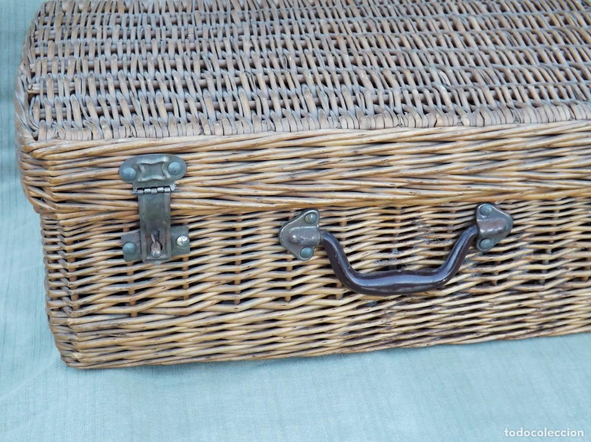 Vintage: ANTIGUA MALETA, CESTA DE MIMBRE - Foto 6