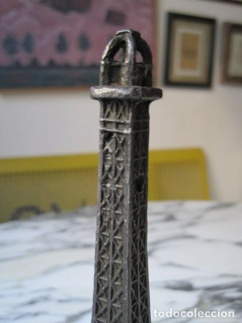 Vintage: TORRE EIFFEL - FIGURA DE METAL - 24 CM - Foto 7