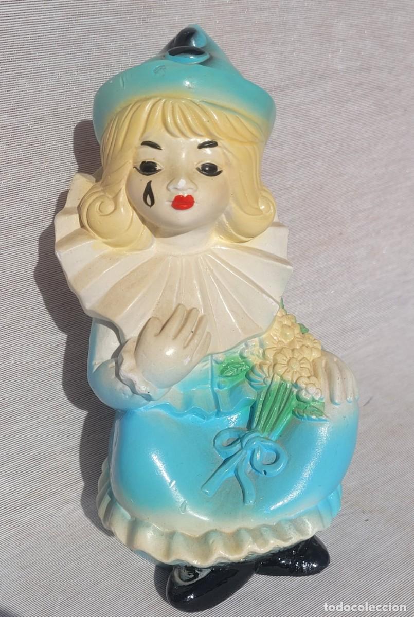 Vintage: Preciosa y curiosa figura,hecha en escayola