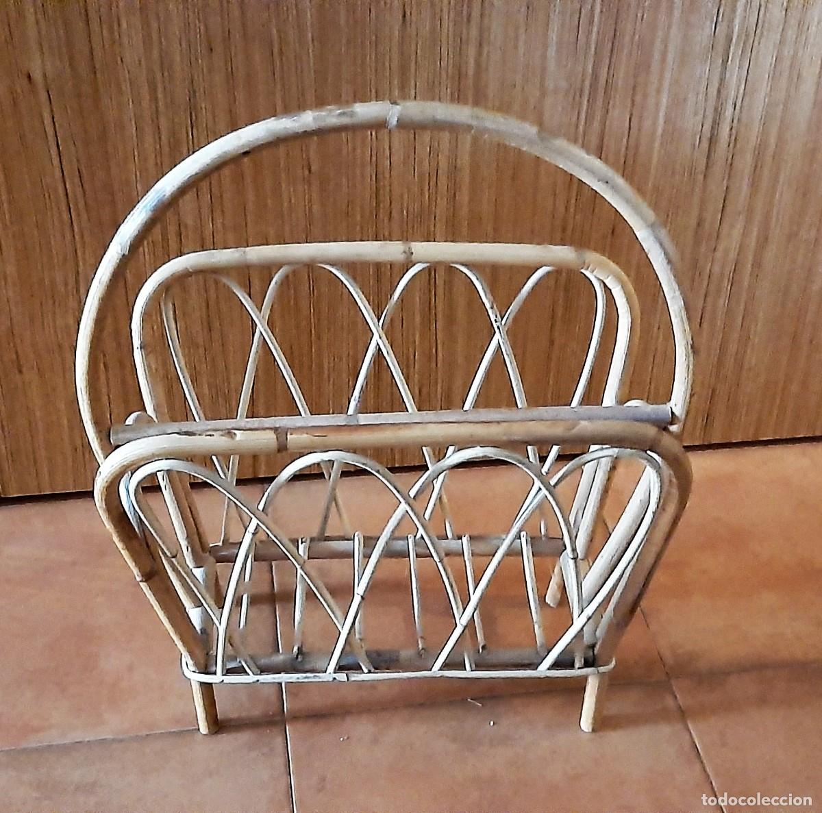 Vintage: Antiguo revistero de bamb&uacute; - Foto 1