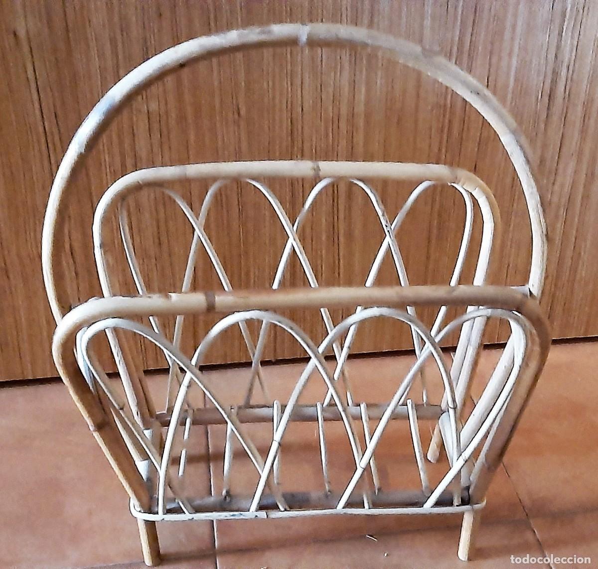 Vintage: Antiguo revistero de bamb&uacute; - Foto 2