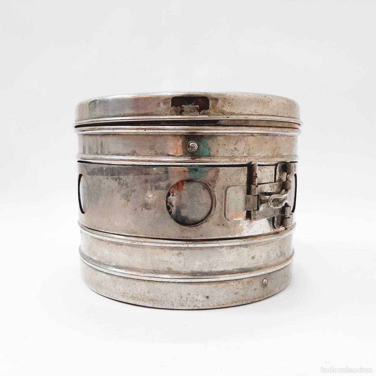 Vintage: Tambor m&eacute;dico de esterilizaci&oacute;n vintage, hospital autoclave (8.1)