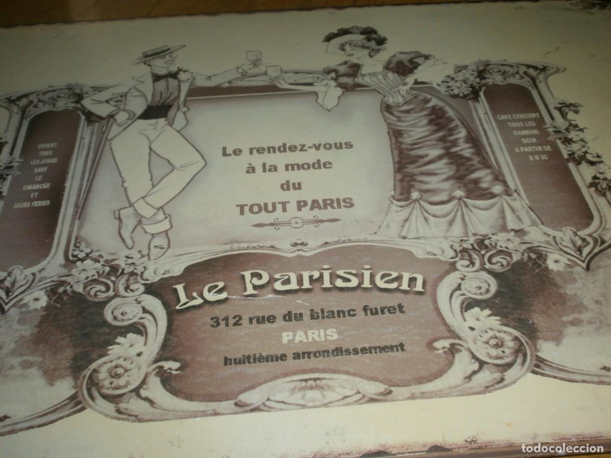 Vintage: Reproducci&oacute;n chapa esmaltada 600 gr. 41X26 cm. Le Parisien Le rendez vous &aacute; la mode du tout Par&iacute;s