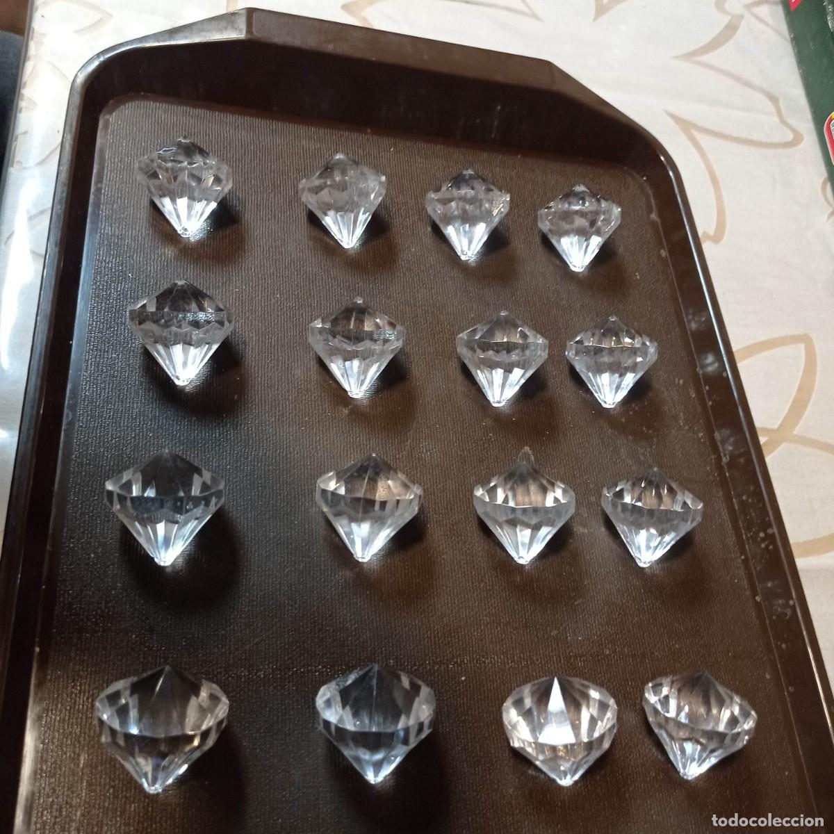 Vintage: 16 Diamantes acr&iacute;licos transparentes 4cm