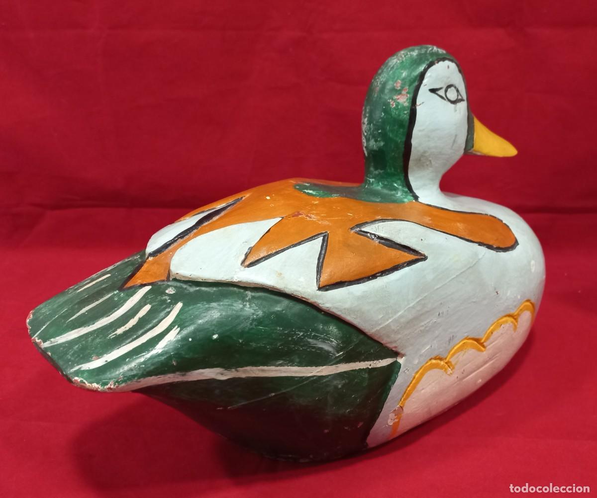 Vintage: PATO DE MADERA TALLADA Y PINTADO A MANO - Foto 2
