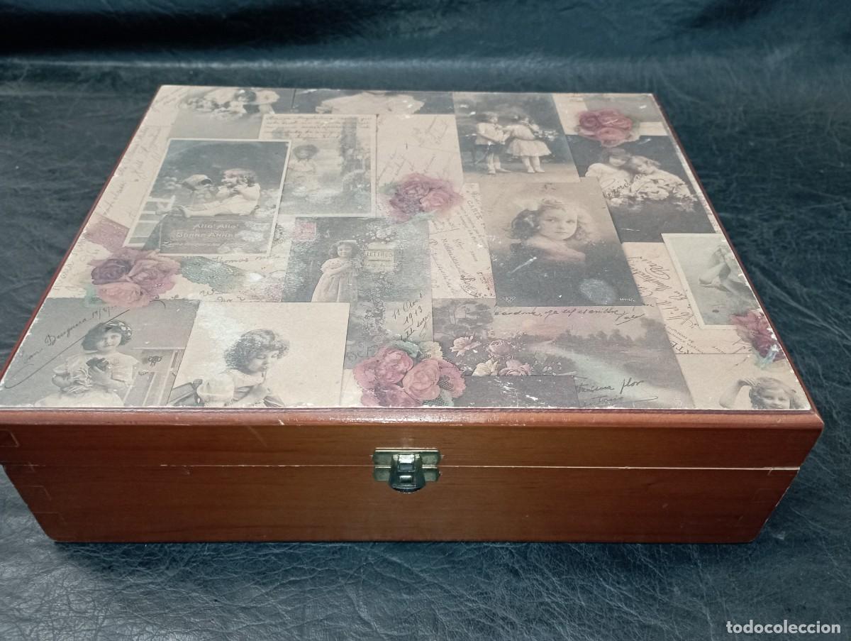 Vintage: Decorativa caja de madera decorada con fotos de ni&ntilde;as y j&oacute;venes. C27