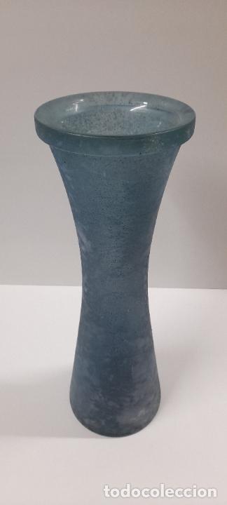 Vintage: JARRON REALIZADO EN CRISTAL . ACABADO MATE . ALTURA 40 CM