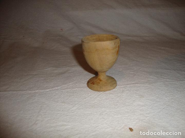 Vintage: ANTIGUA HUEVERA DE MADERA - Foto 1