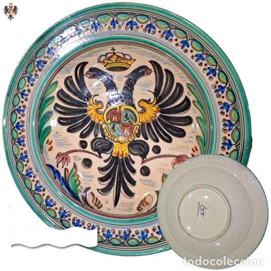 Vintage: PLATO ESCUDO CARLOS V AGUILA BICEFALA. 40 CMS ** FABRICADO EN TOLEDO