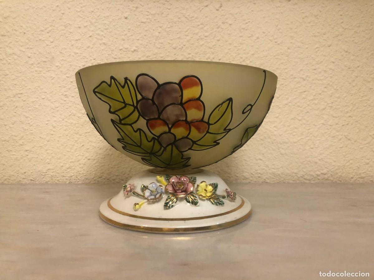 Vintage: Bonito frutero en cristal y porcelana