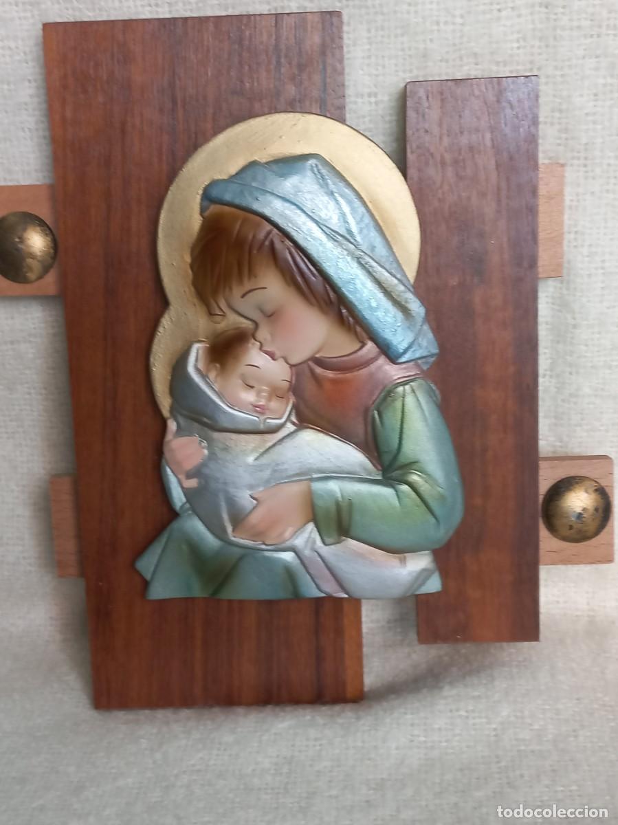 Vintage: CUADRO-RELIEVE (VIRGEN CON NI&Ntilde;O) madera - Foto 1