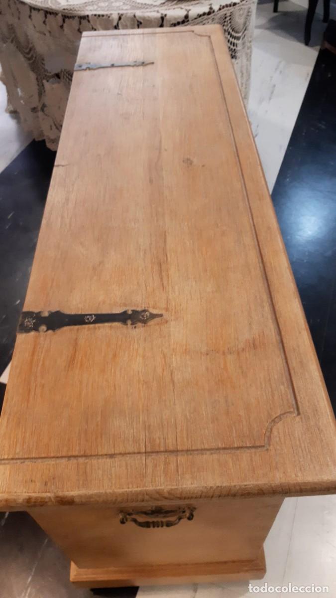Vintage: BAUL DE MADERA MACIZA - Foto 2