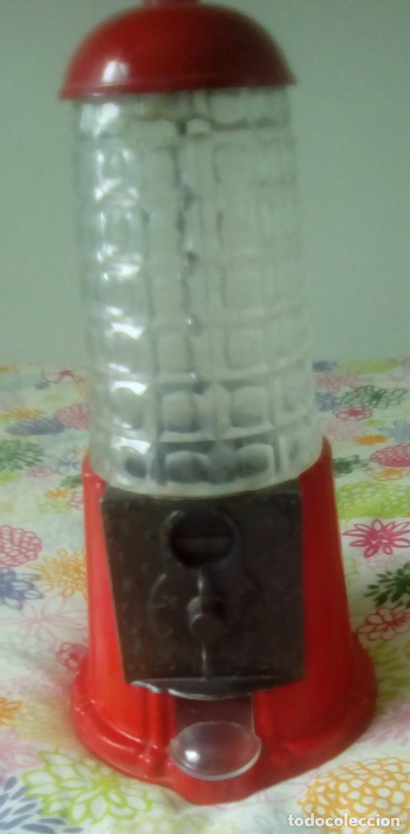 Vintage: HUCHA DE BOLAS DE CHICLE VINTAGE - Foto 1
