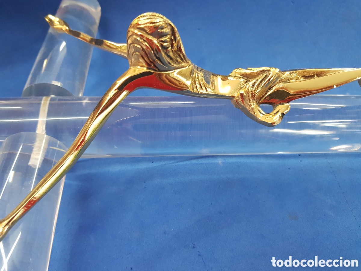 Vintage: Crucifijo metacrilato y bronce - Foto 2
