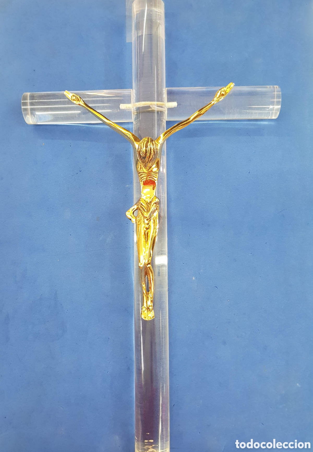 Vintage: Crucifijo metacrilato y bronce - Foto 1