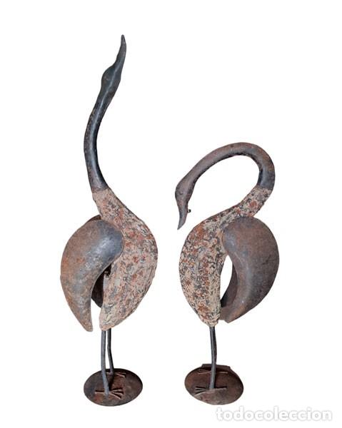 Vintage: PAREJA DE CIG&Uuml;E&Ntilde;AS DE HIERRO MUY DECORATIVAS - VINTAGE