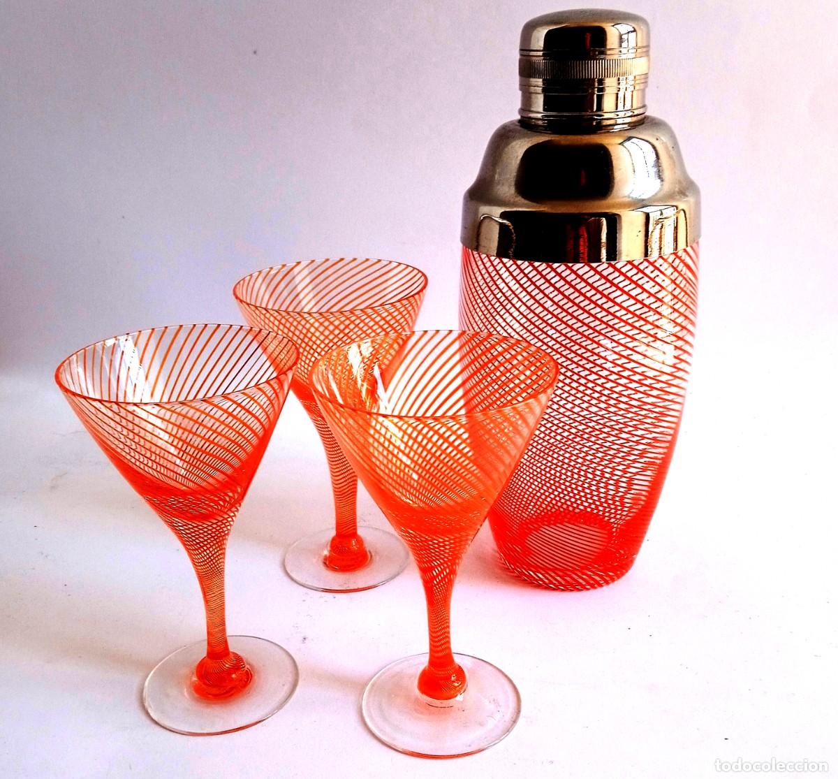 Vintage: Juego Coctelera Vintage con Tres Copas de Cocktail Mezzafiligrana Naranja