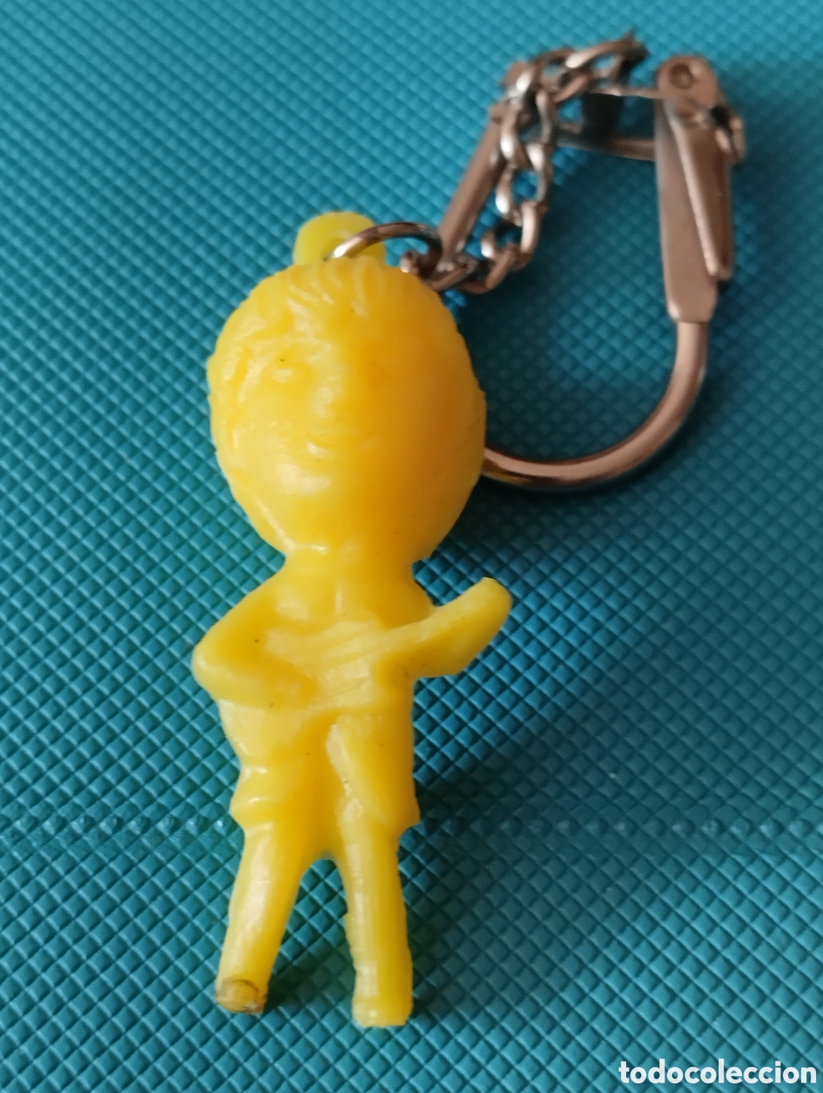 Vintage: LLAVERO FIGURA PVC PREMIUM DE LOS BEATLES A&Ntilde;OS 70