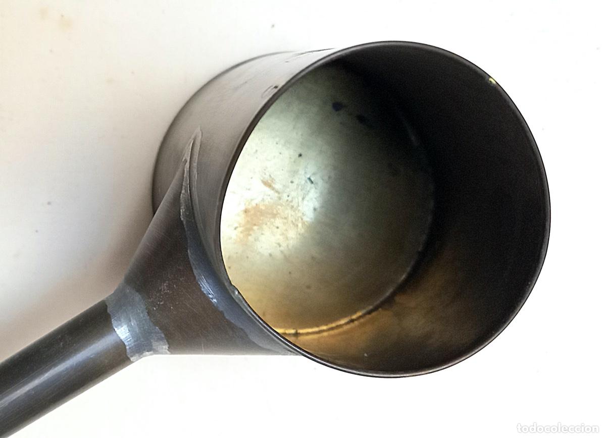 Vintage: Cafetera turca de lat&oacute;n medida 5 - Foto 2