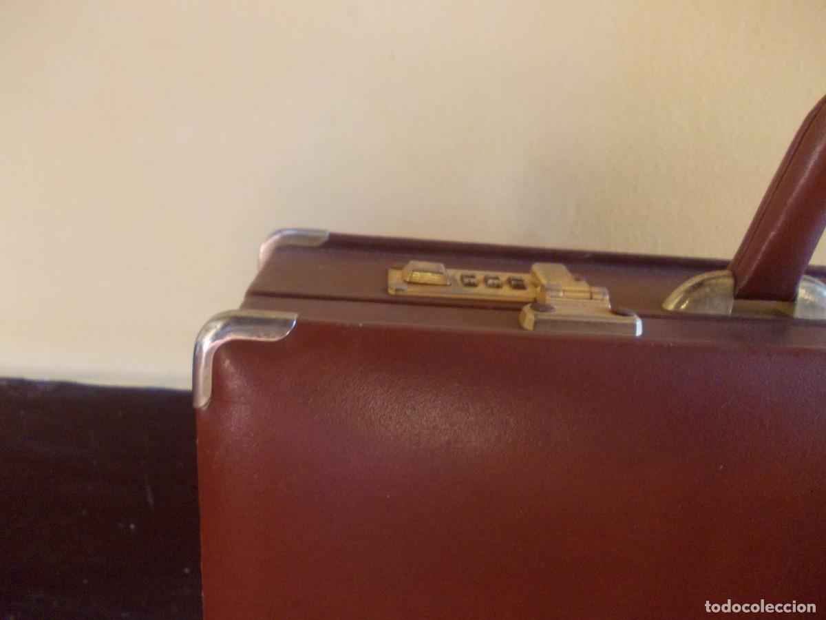 Vintage: Malet&iacute;n portadocumentos cuero marr&oacute;n con candado num&eacute;rico - Foto 17