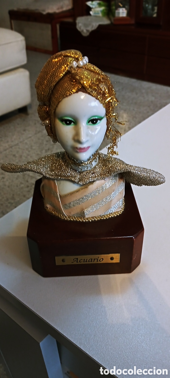 Vintage: Busto de porcelana art deco.