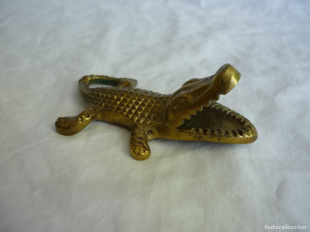 Vintage: Figura de cocodrilo de bronce - Foto 3