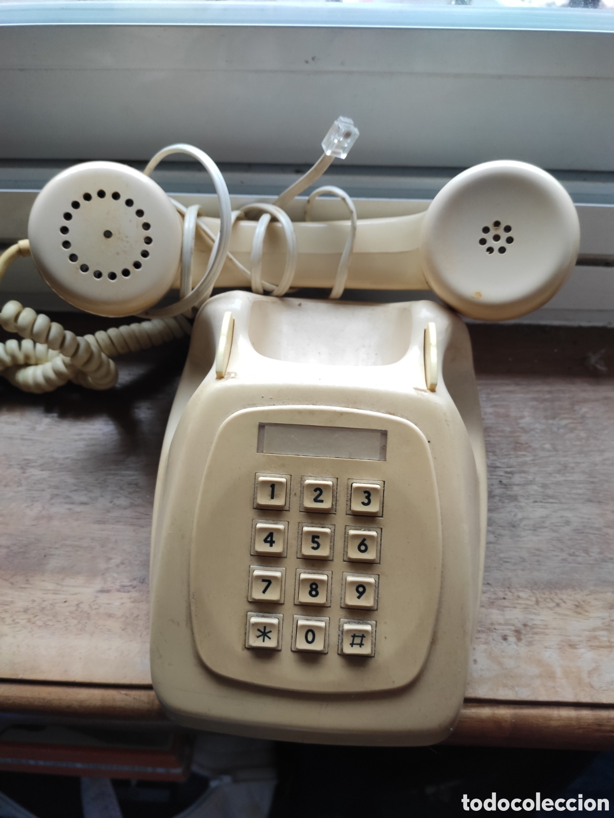 Vintage: Tel&eacute;fono de los a&ntilde;os 70. - Foto 2