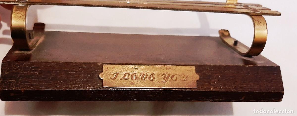 Vintage: Banco en lat&oacute;n con base de madera - Foto 5