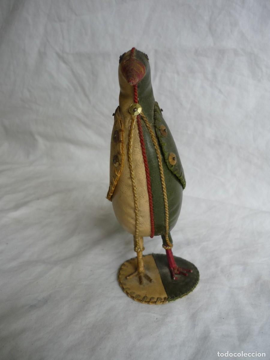 Vintage: Figura de p&aacute;jaro en material cosido - Foto 2