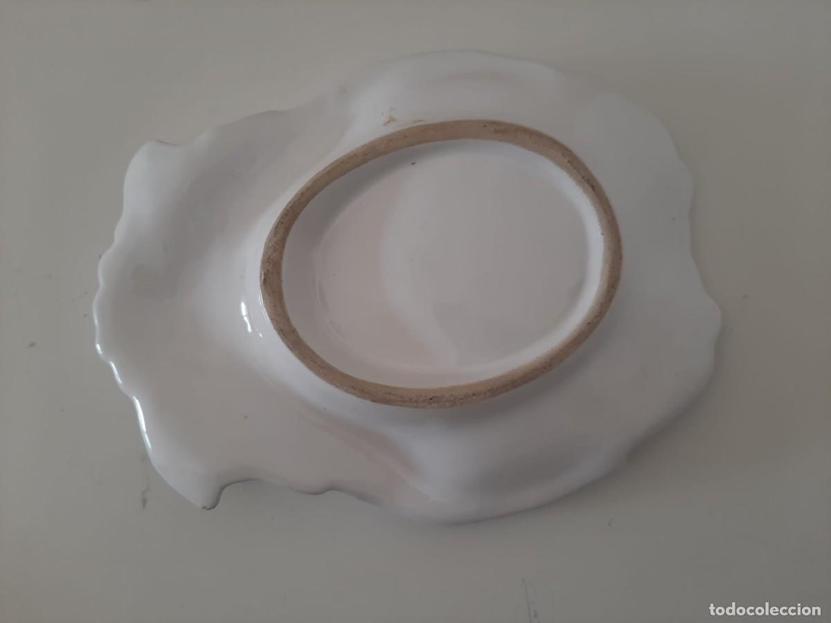 Vintage: JABONERA DE OPALINA BLANCA CON FORMA DE MANOS - Foto 4