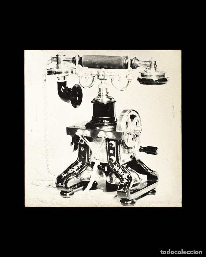 Vintage: TELEFONO ANTIGUO. IMPRESION SOBRE MADERA - Foto 1