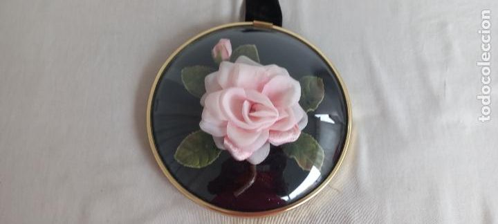 Vintage: MARCO O CUADRO REDONDO PARA COLGAR, CON CRISTAL ABOMBADO, CON FLOR, ROSA