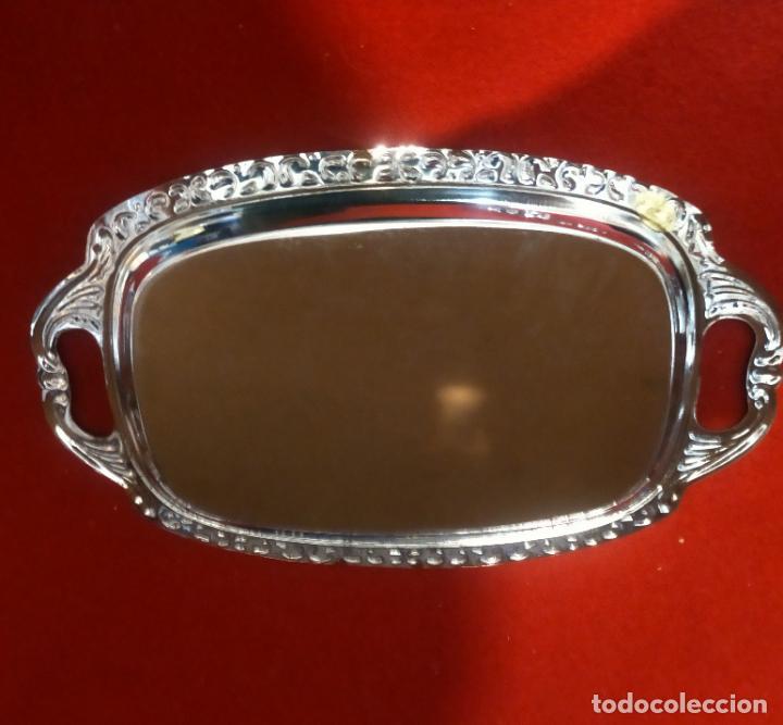 Vintage: PEQUE&Ntilde;A BANDEJA DE CHAPA CROMADA - Foto 1