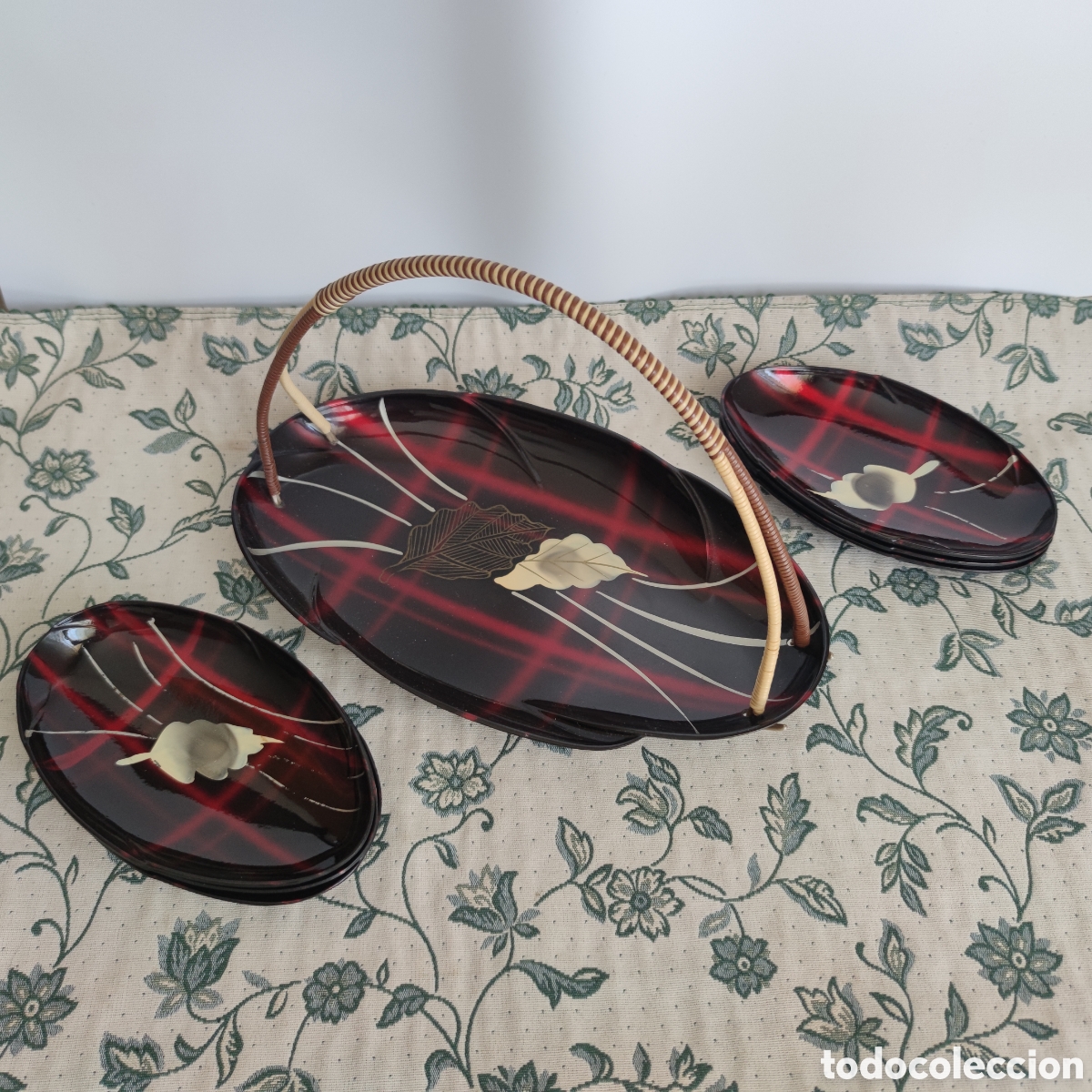 Vintage: Panera y 6 fuentes laca china