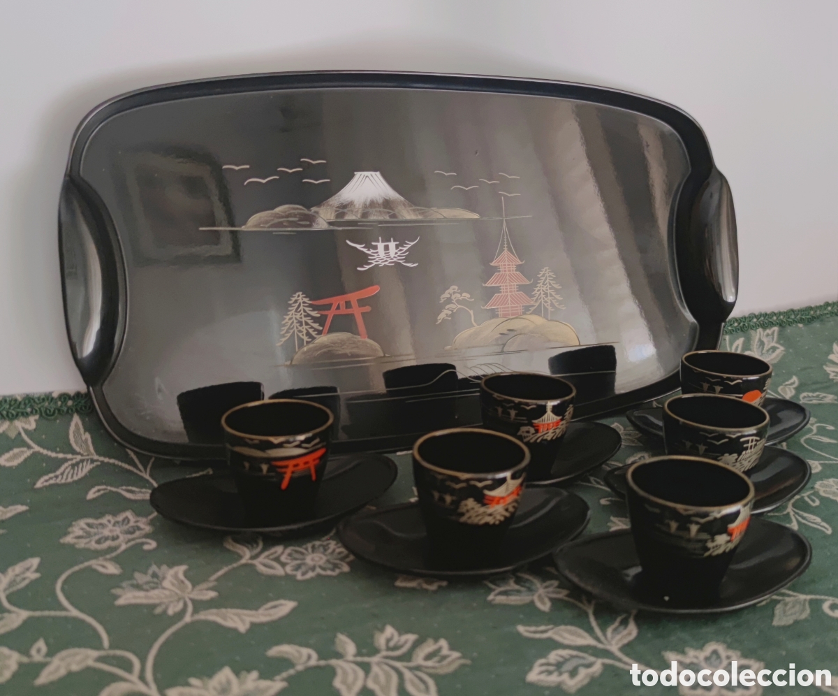 Vintage: Juego de Sake con bandeja y 6 vasos de sake laca china