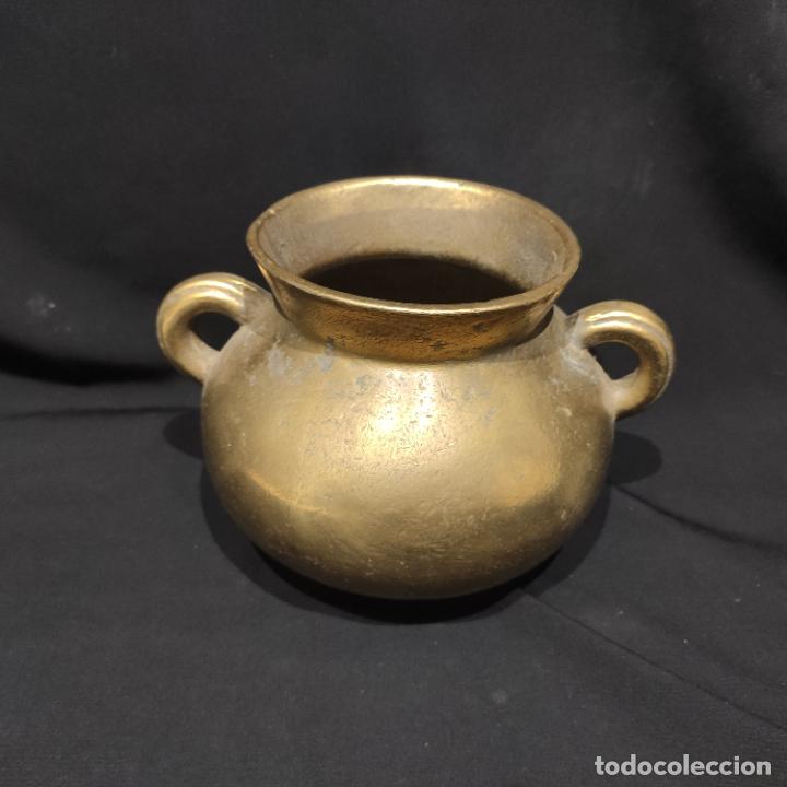 Vintage: BONITA OLLA DE BRONCE FUNDIDO - Foto 1