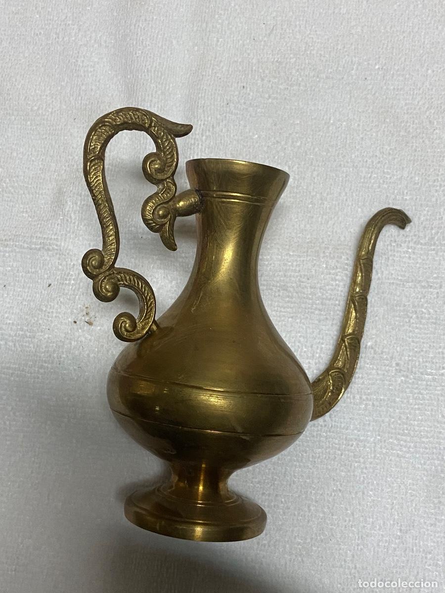 Vintage: ANTIGUA TETERA DE BRONCE EN PERFECTO ESTADO - MEDIDAS: 10 CM ALTO