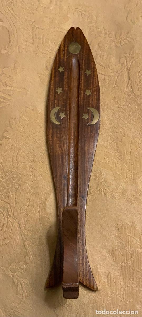 Vintage: QUE,ADOR DE INCIENSO MADERA Y LAT&Oacute;N