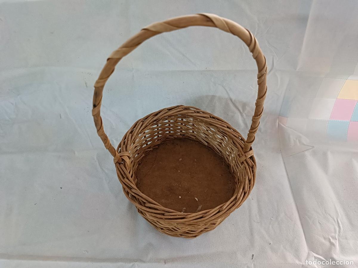 Vintage: Cesta de mimbre con asa - Foto 1