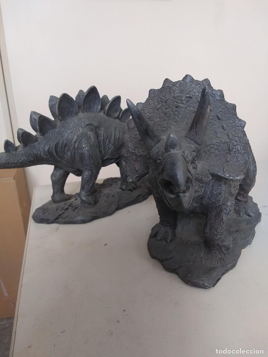 Vintage: Figuras de triceratop y stegosaurus - Foto 1