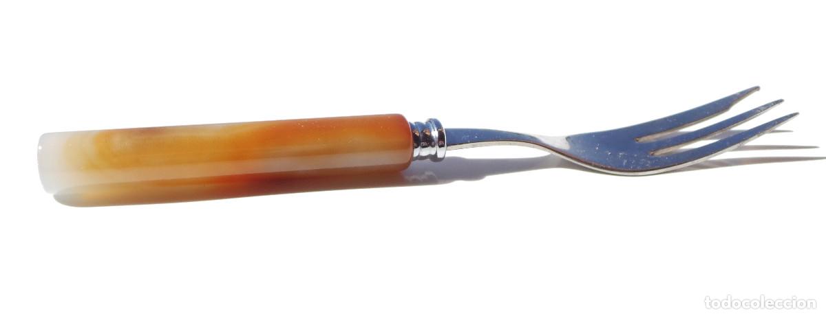 Vintage: TENEDOR CON MANGO DE &Aacute;GATA. 15 CM DE LARGO. - Foto 7