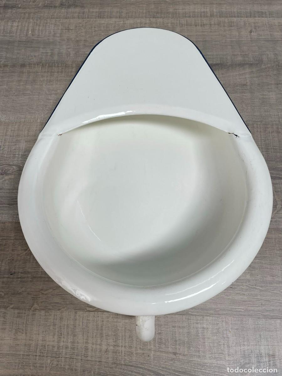 Vintage: ORINAL HIERRO ESMALTADO BLANCO CON FORMA DE CU&Ntilde;A - Foto 1