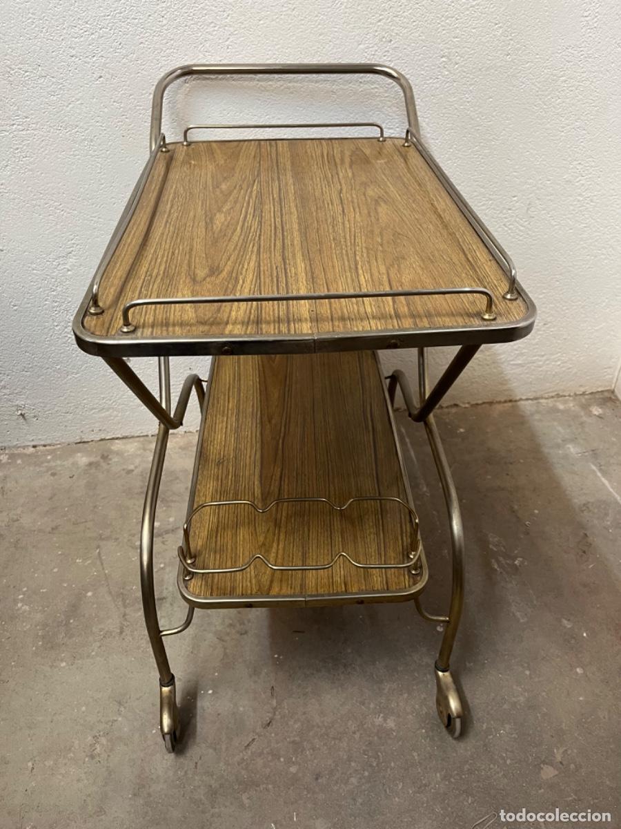 Vintage: Decorativa camarera met&aacute;lica . A4