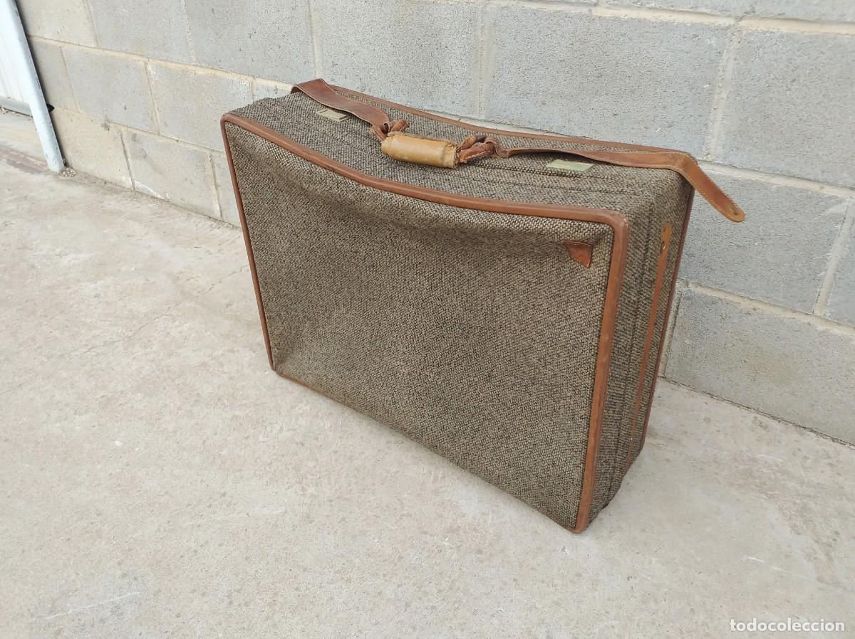 Vintage: Maleta antigua Hartmann (II). Maleta antigua tela color verde retro vintage marca Hartmann.