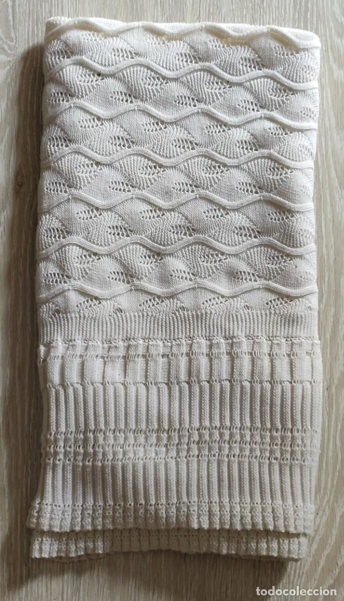 Vintage: Chal de Bebe Blanco. - Foto 5